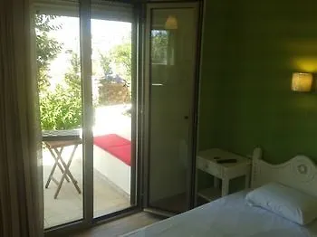 Hotel Almyra 2*