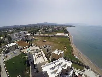 Hotel Almyra 2*